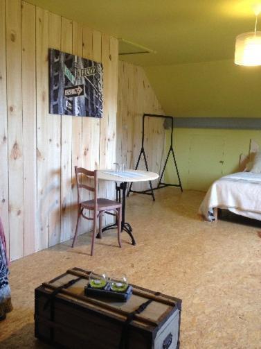 Chambres chez L’habitant Couvin Extérieur photo